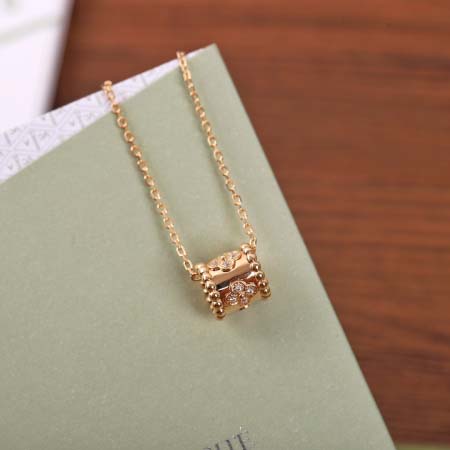 2025年4月4日入荷新品van cleef & arpelsネックレスギフト/誕生日/記念品/アクセサリーxin工場