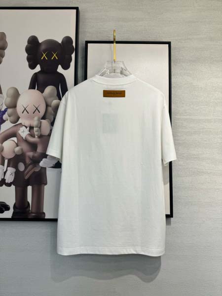 2025年4月6日入荷新作Louis Vuitton半袖 Tシャツ高級品/LD工場