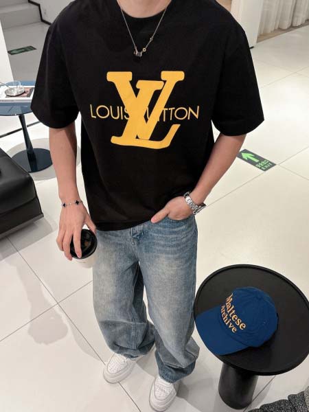 2025年4月6日入荷新作Louis Vuitton半袖 Tシャツ高級品/LD工場