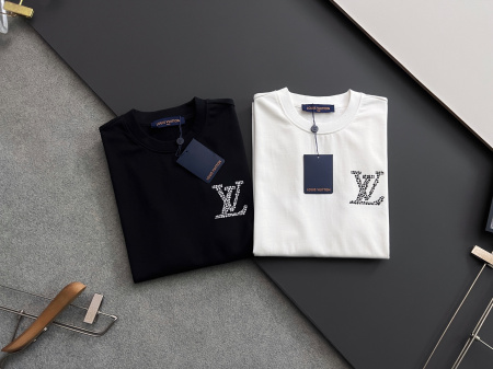 2025年4月14日入荷春夏 新作Louis Vuitton半袖 tシャツ高級なプレゼント/誕生日プレゼント/高品質/メンツ/記念品/ wenzhou工場