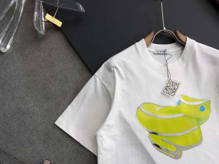 2025年4月14日入荷春夏 新作LOEWE半袖 tシャツ高級なプレゼント/誕生日プレゼント/高品質/メンツ/記念品/ wenzhou工場