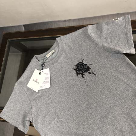 2025年4月20日入荷新作Moncler半袖Tシャツ 超厳選★誕生日プレゼント/結婚祝い/内祝い/贈り物/YI+YI工場S-XL