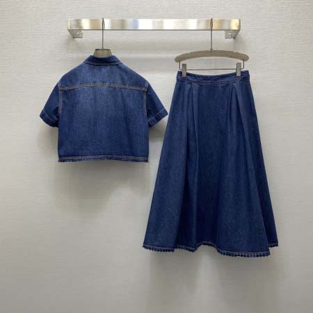 2025年4月29日入荷春夏新作VALENTINOセット上下 can工場