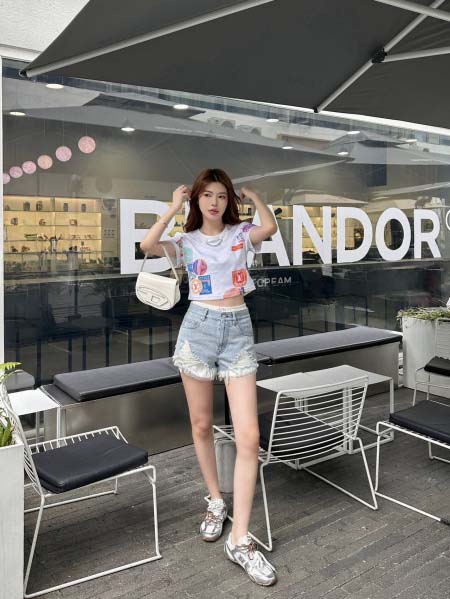 2025年4月29日入荷春夏新作Louis Vuitton半袖 Tシャツ can工場