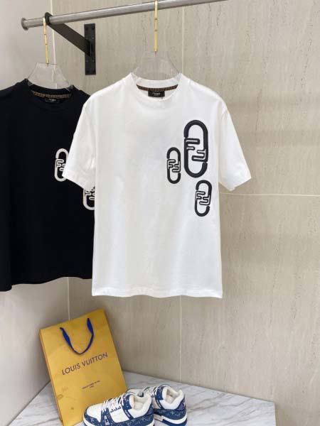 2025年4月3日入荷新作Fendi半袖 Tシャツ高級品/L...