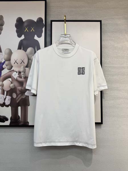 2025年4月4日入荷新作GIVENCHY 半袖 Tシャツ高...