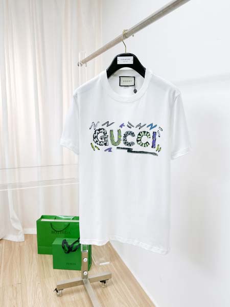 2025年4月4日入荷新作Gucci半袖 Tシャツ高級品/L...