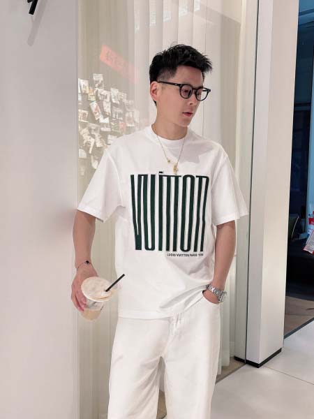 2025年4月4日入荷新作Louis Vuitton半袖 T...