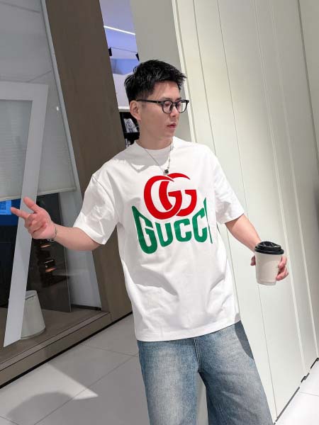 2025年4月4日入荷新作Gucci半袖 Tシャツ高級品/L...