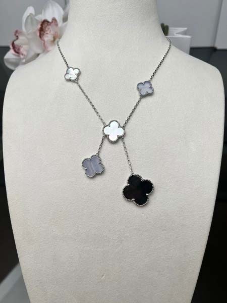 2025年4月4日入荷新品van cleef & arpel...