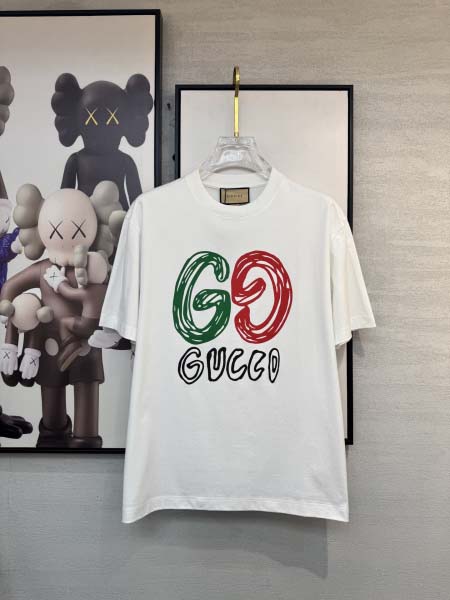 2025年4月6日入荷新作Gucci半袖 Tシャツ高級品/L...
