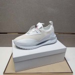 2025年4月10日入荷新品monclerおすすめ人気メンズ靴本革製ギフト/誕生日/TL工場