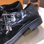 2025年4月10日入荷新品Louis Vuittonおすすめ人気メンズ靴本革製ギフト/誕生日/TL工場