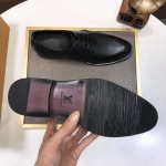 2025年4月10日入荷新品Louis Vuittonおすすめ人気メンズ靴本革製ギフト/誕生日/TL工場