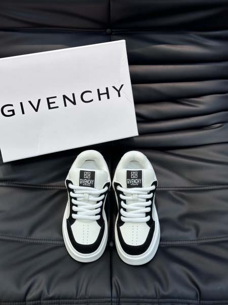 2025年4月10日入荷新品GIVENCHYカジュアルシュー...