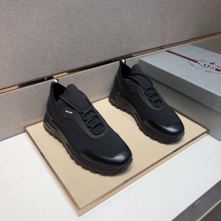 2025年4月10日入荷新品Pradaカジュアルシューズ/ス...