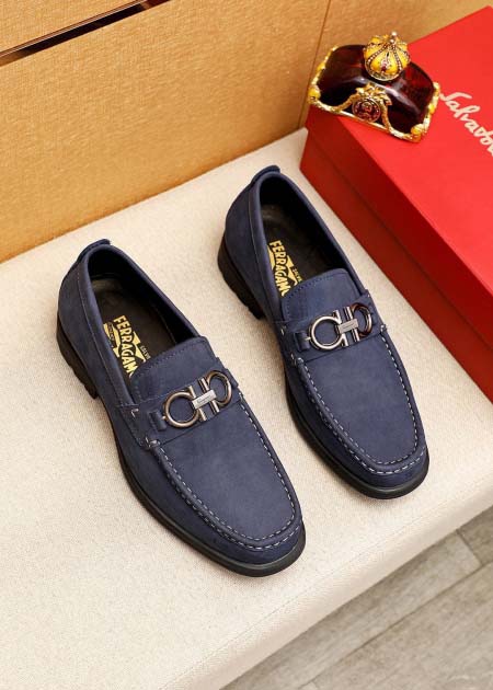 2025年4月10日入荷新品Ferragamoカジュアルシュ...