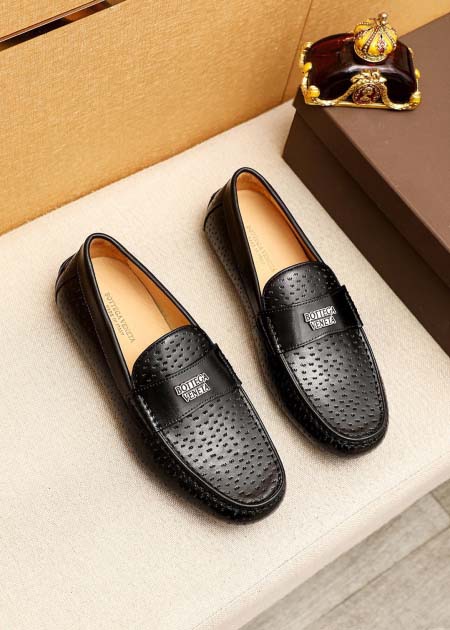 2025年4月11日入荷新品Balenciagaカジュアルシ...