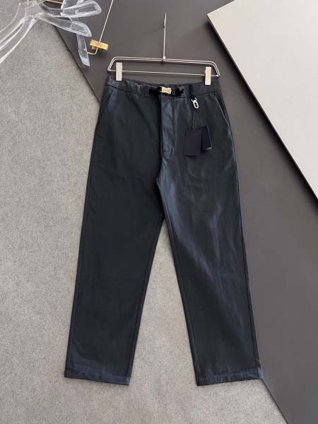 2025年4月13日入荷春夏 新作Prada高級なプレゼント...