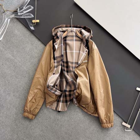 2025年4月13日入荷春夏 新作Burberryジャケット...