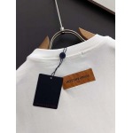 2025年4月14日入荷春夏 新作Louis Vuitton半袖 tシャツ高級なプレゼント/誕生日プレゼント/高品質/メンツ/記念品/ wenzhou工場