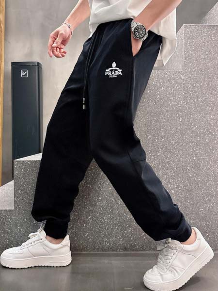 2025年4月19日入荷新作Pradaズボン 超厳選★誕生日...