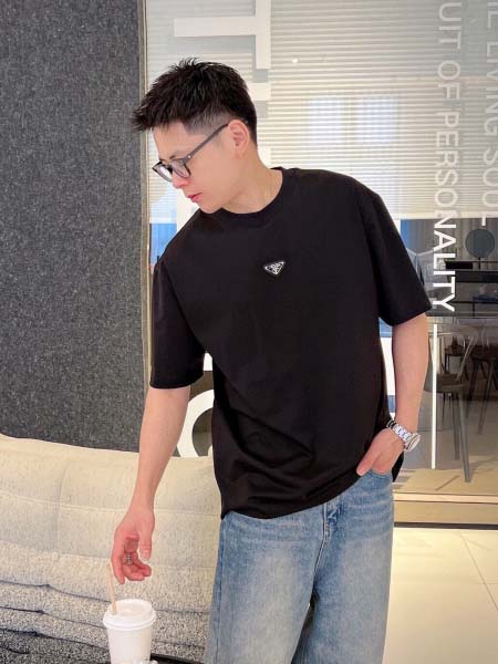 2025年4月19日入荷新作Prada半袖Tシャツ 超厳選★...