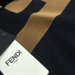 2025年4月20日入荷新作Fendi半袖Tシャツ 超厳選★誕生日プレゼント/結婚祝い/内祝い/贈り物/YI+YI工場S-XL