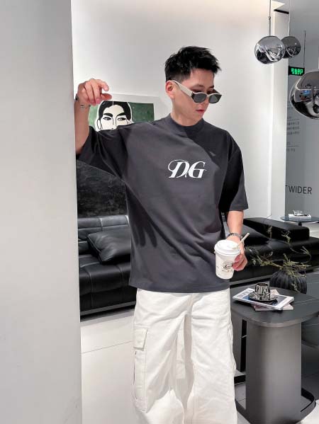 2025年4月21日入荷新作D&G半袖 Tシャツ★誕生日プレ...