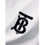 2025年4月22日入荷新作Burberry 半袖 Tシャツ★誕生日プレゼント/ファッションの流行/贈り物/YI+YI工場S-XXL