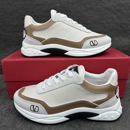 2025年4月22日入荷新品Valentino男女兼用原版復...