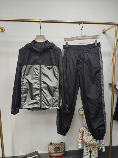 2025年4月26日入荷新作PRADAセット 原版复刻高級品香港の会社超厳選★入手困難/誕生日プレゼント/yinx工場
