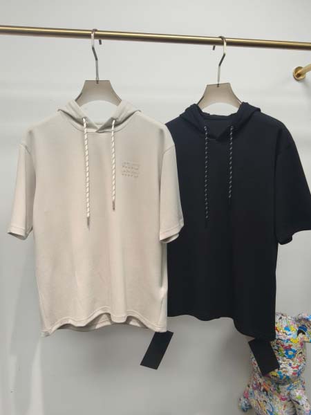 2025年4月26日入荷新作Miumiu春夏半袖Tシャツパー...