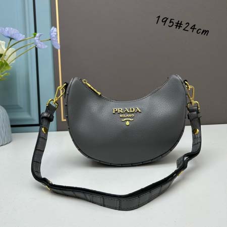 2025年4月27日入荷新作型番:1BH195  SIZE:...