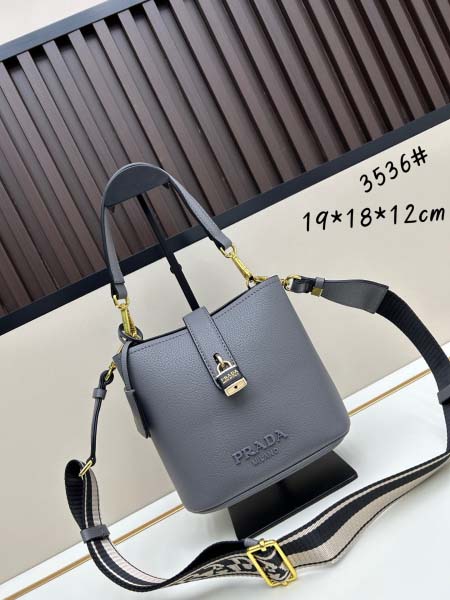 2025年5月28日入荷新作  Saffiano  SIZE:19x18X12cm  お安い/人気/本革 バッグ/XX工場