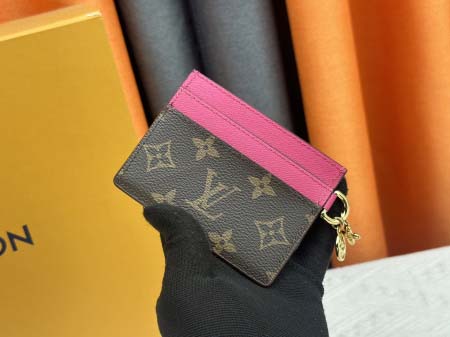 2025年5月28日入荷Louis Vuitton M82739  Monogram Monogram SIZE：10.2 x 7.3 x 0.3 CM 人気の新作/誕生日プレゼント/ZC工場