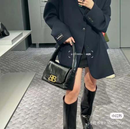 2025年5月29日入荷新作Balenciaga 新作 HOBO size：24-18-10cmお安い/人気/革/バッグ/XX工場