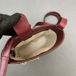 2025年5月28日入荷新作 新品2025春夏  Gucci SIZE:18.5x20x8.5cm  お安い/人気/本革 バッグ/XX工場