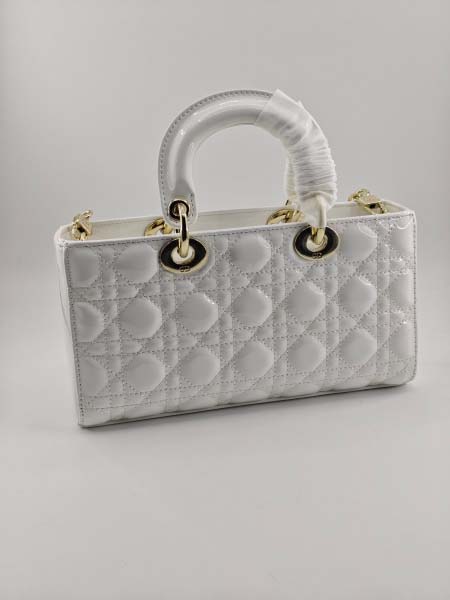 2025年6月5日入荷新作Dior 26CM-Lady Dior    お安い/人気/革/バッグ/SY工場