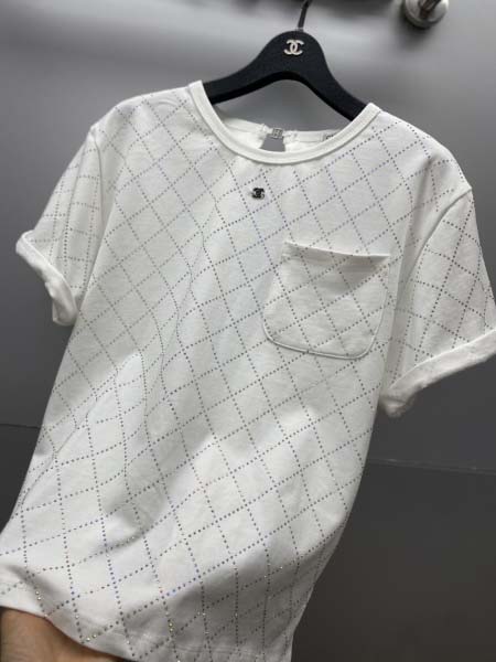 2025年6月9日入荷春夏新作Chanel半袖 Tファッション/誕生日プレゼント/贈り物 can工場