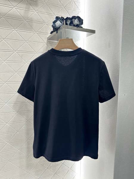 2025年6月9日入荷春夏新作Louis Vuitton半袖 Tファッション/誕生日プレゼント/贈り物 can工場