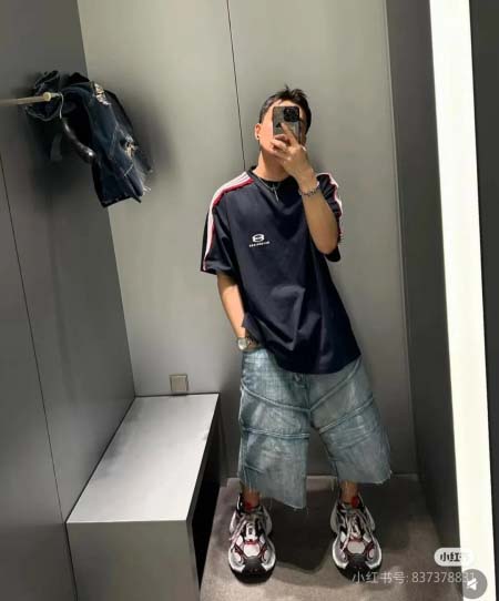 2025年6月10日入荷春夏新作Balenciaga半袖 Tファッション/誕生日プレゼント/贈り物 can工場