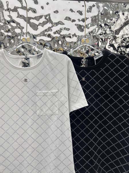 2025年6月10日入荷春夏新作Chanel半袖 Tファッション/誕生日プレゼント/贈り物 can工場