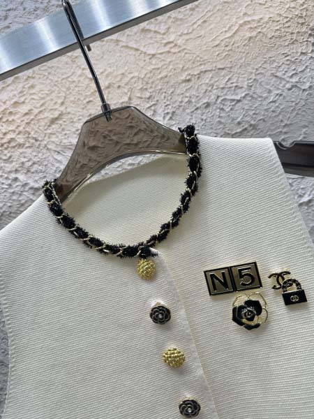 2025年6月10日入荷春夏新作chanelニットタンクトップファッション/誕生日プレゼント/贈り物 can工場