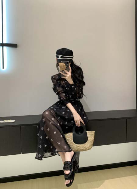 2025年6月10日入荷春夏新作Chanelセット上下 シャツ+スカートファッション/誕生日プレゼント/贈り物 can工場