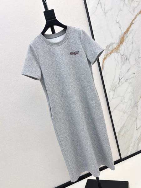 2025年6月16日入荷春夏新作Balenciagaワンピースファッション/誕生日プレゼント/贈り物 can工場