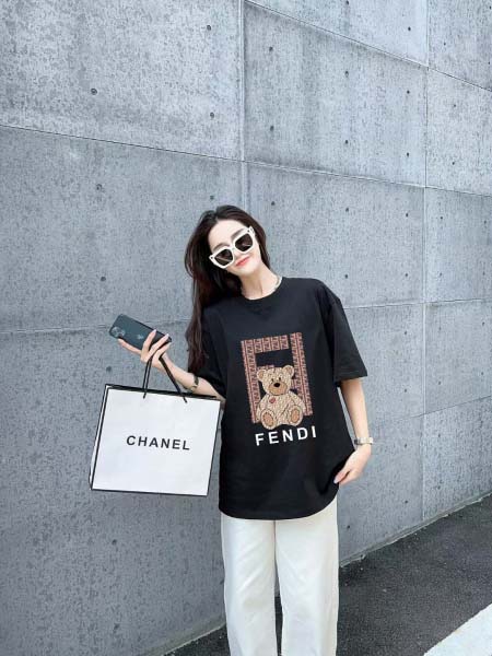 2025年6月20日入荷新作FENDI 半袖 Tシャツ★人気商品★/ファッションの流行/贈り物/HJ工場S-XXL