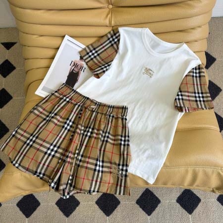 2025年6月9日入荷春夏新作BURBERRYセット上下ファ...