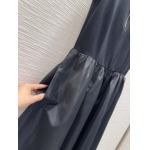 2025年6月9日入荷春夏新作Pradaワンピースファッション/誕生日プレゼント/贈り物 can工場