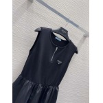2025年6月9日入荷春夏新作Pradaワンピースファッション/誕生日プレゼント/贈り物 can工場